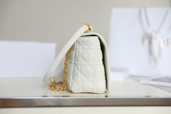 Handbag Dior size 28x17x9 cm