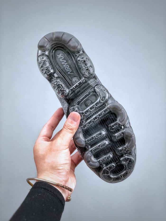 Nike Air VaporMax Flyknit 1.0 Sneaker 22