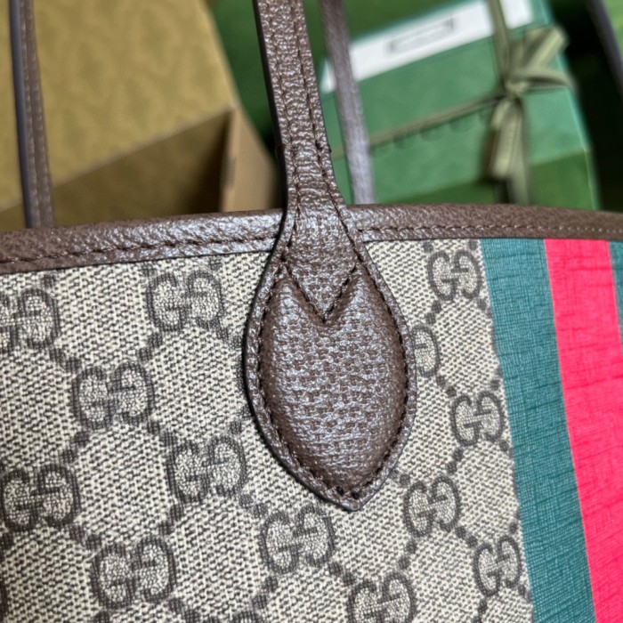 Handbag Gucci 726762 size 25*22*12 cm