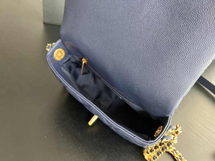 Handbag Chanel AP3369 size 21 cm