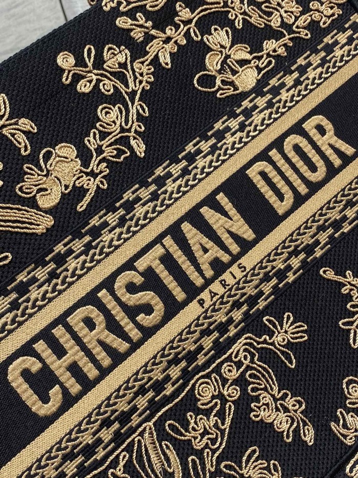 Handbag Dior size 36*18*28 cm