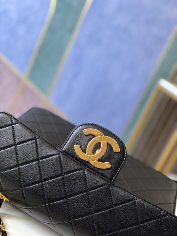 Handbag Chanel A88 size 30.21.8 cm