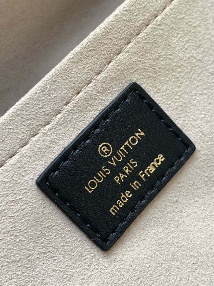 Handbag Louis Vuitton M57728 M57729 M58918 M55302 M58485 size 25.0 x 20.0 x 12.0 cm