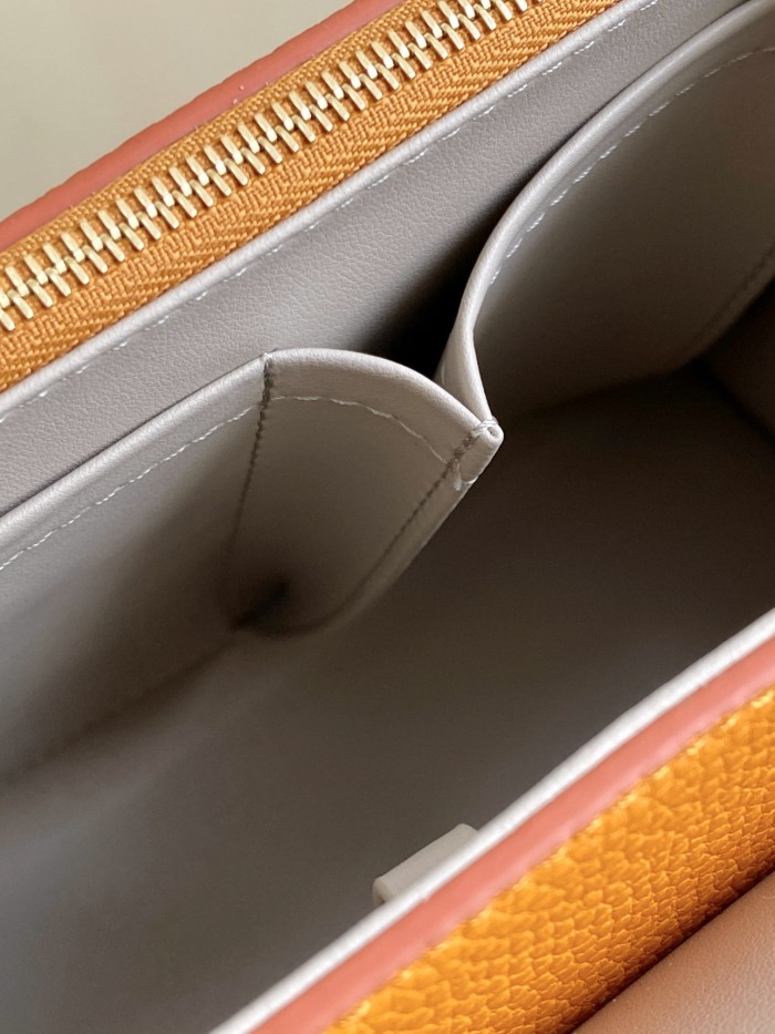 Handbag Louis Vuitton M57090 size 29.0×21.0×12 cm