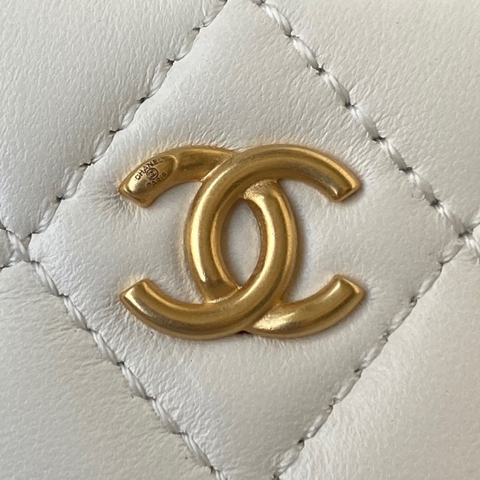 Handbag Chanel AS2463 size 14x10x5.5 cm