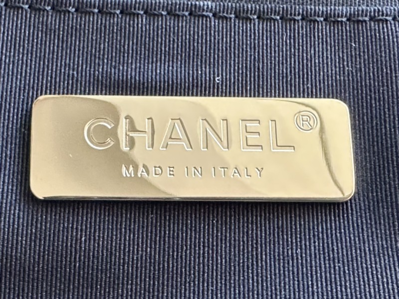 Handbag Chanel AS1161 size 26 CM