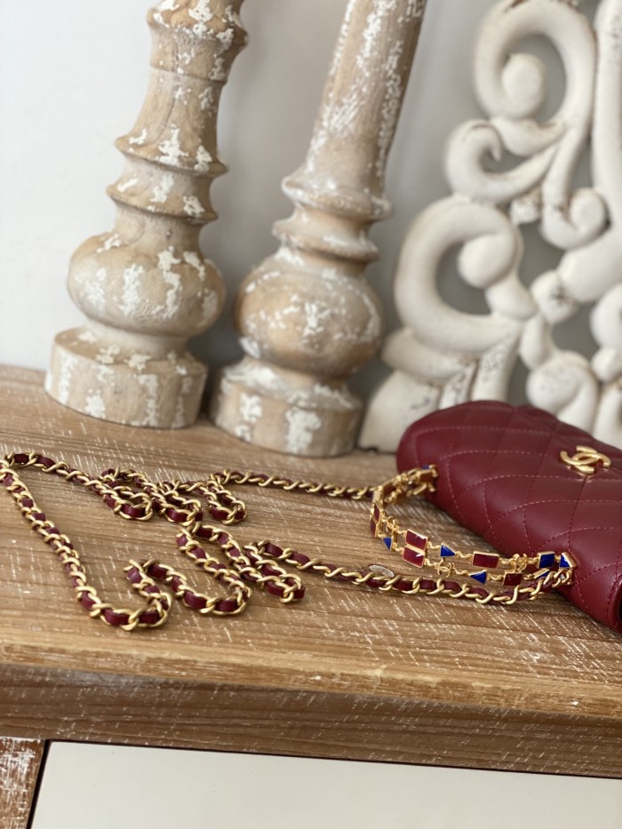 Handbag Chanel AP81214 size 10*18*4.5 cm