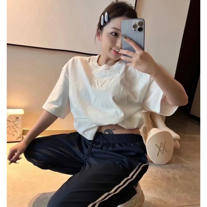 Clothes Louis Vuitton 305