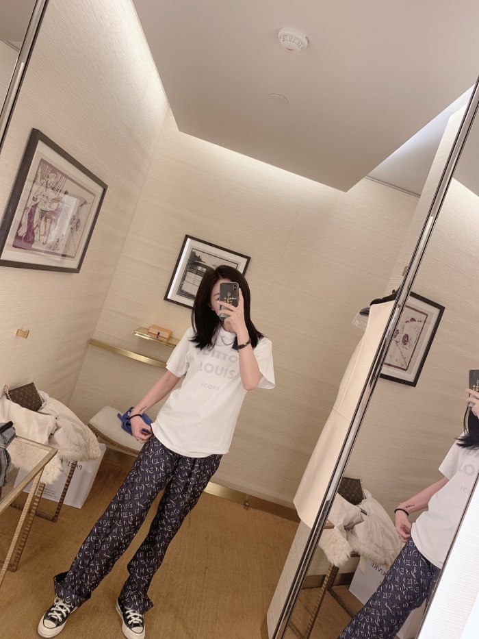 Clothes Louis Vuitton 26