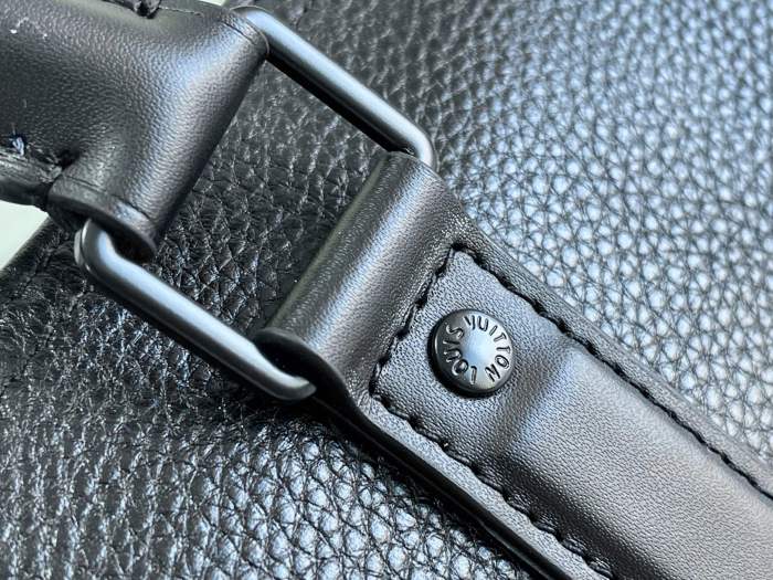 Handbag Louis Vuitton M57416 size 42 x 26 x 20 cm