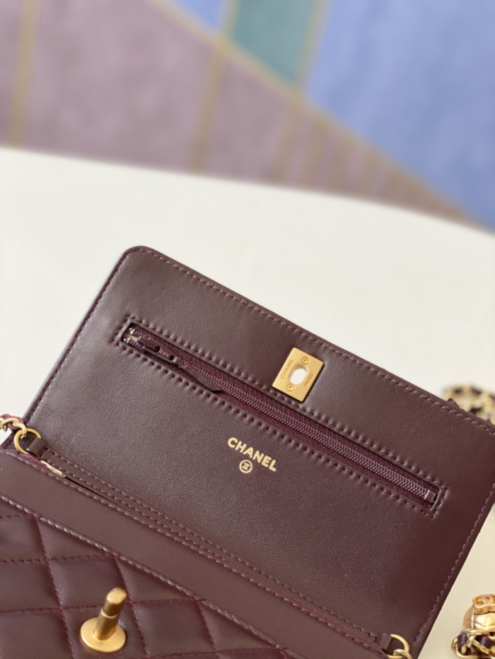 Handbag Chanel 81133 size 19 cm