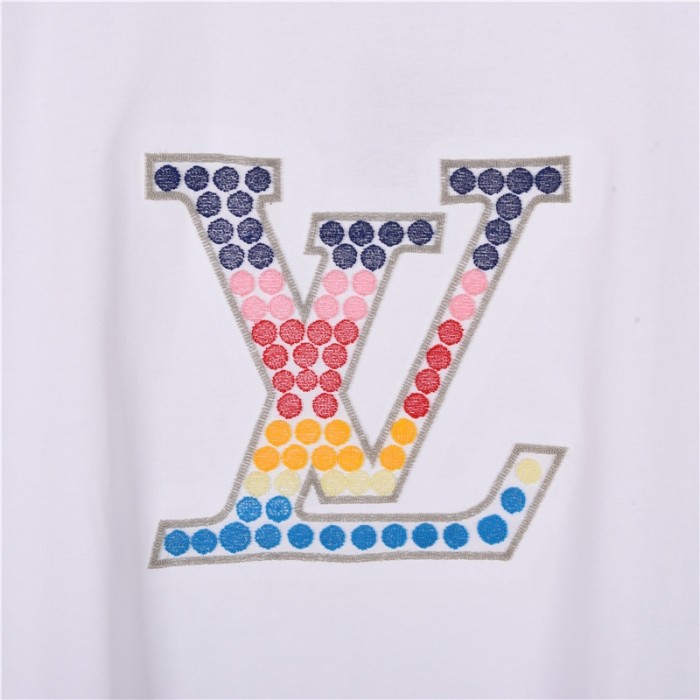 Clothes Louis Vuitton 324