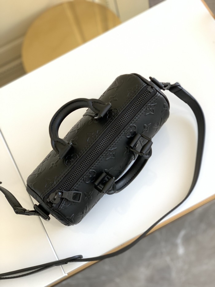 Handbag Louis Vuitton M57961 M57960 size 21 x 12 x 9 cm