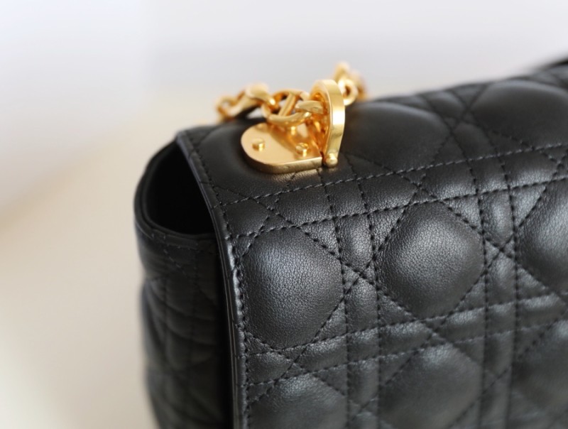 Handbag Dior size 28x17x9 cm