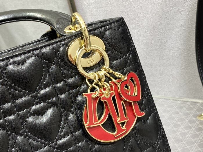 Handbag Dior size 20 cm