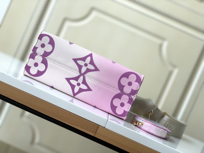 Handbag Louis Vuitton M59856 size 25 x 19 x 11.5 cm