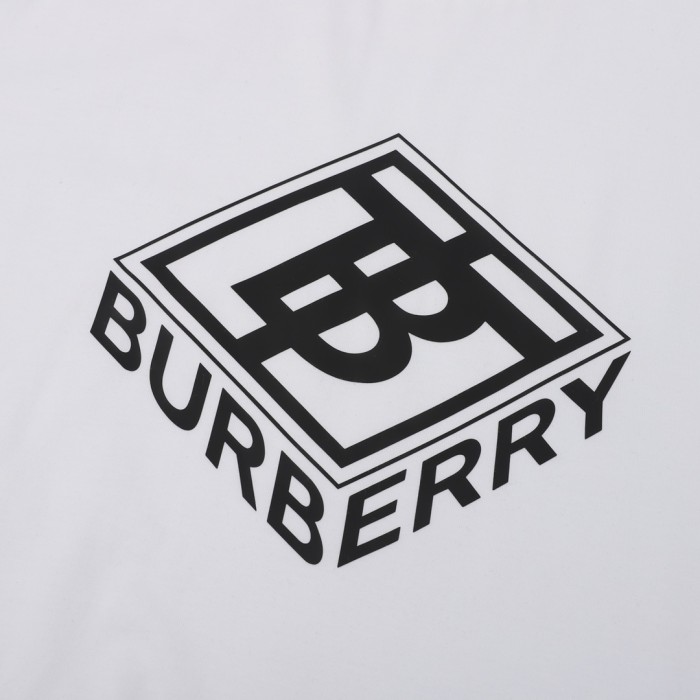 Clothes Burberry 38