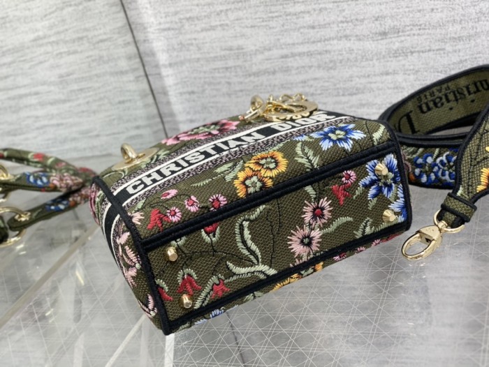 Handbag Dior size 17*7*15 cm