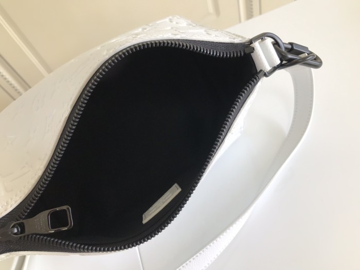 Handbag Louis Vuitton M55927 size 22*13*14 cm