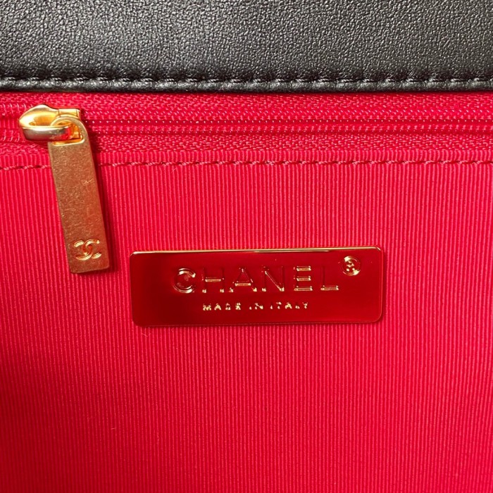 Handbag Chanel size 30 cm