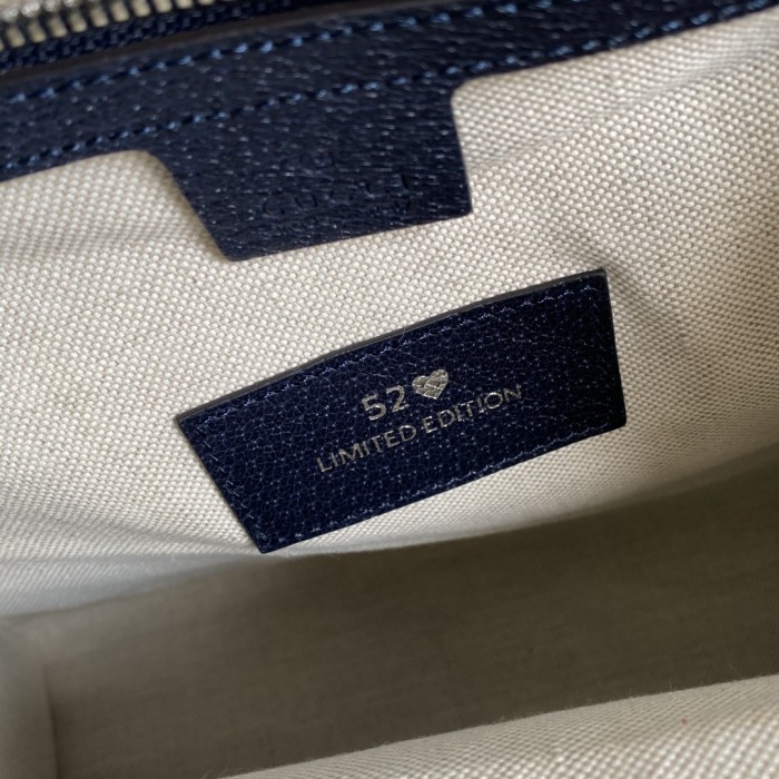 Handbag Gucci size 31*26*14 cm