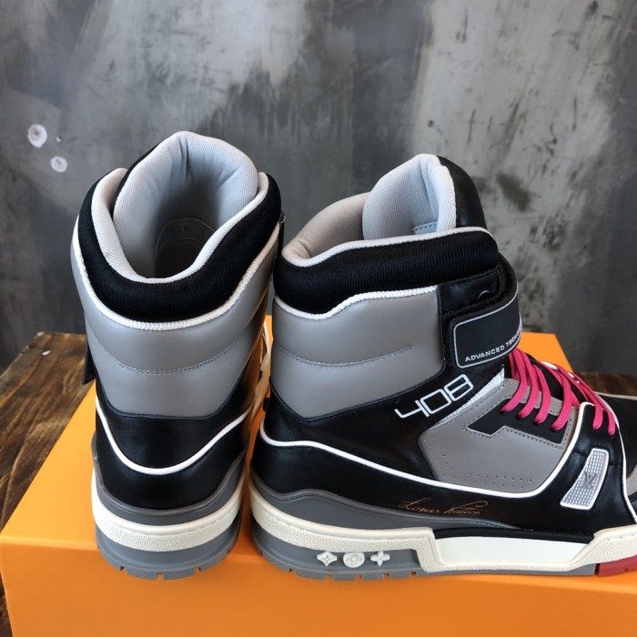 Louis Vuitton Trainer Sneakers 17