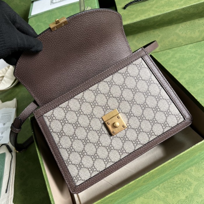 Handbag Gucci 680119 size 25 x17.5x 7 cm