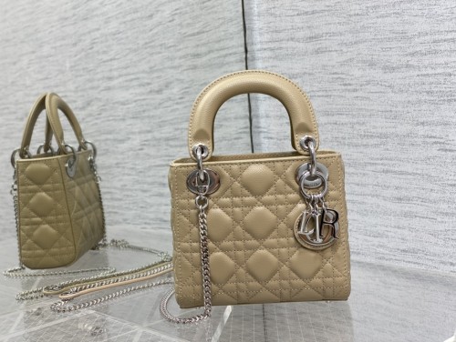 Handbag Dior size 17 cm
