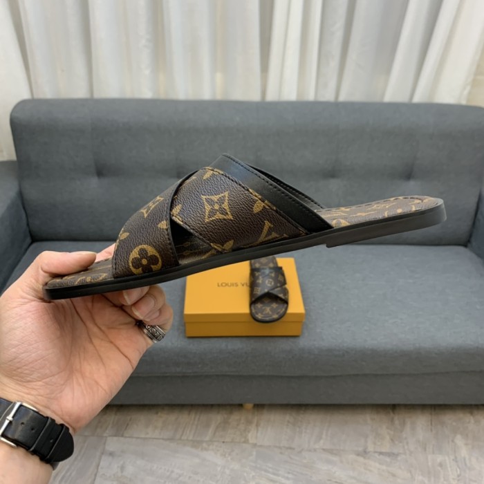 Louis Vuitton Slipper 140