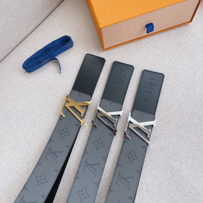 Louis Vuitton Belt 1 (width 4cm)