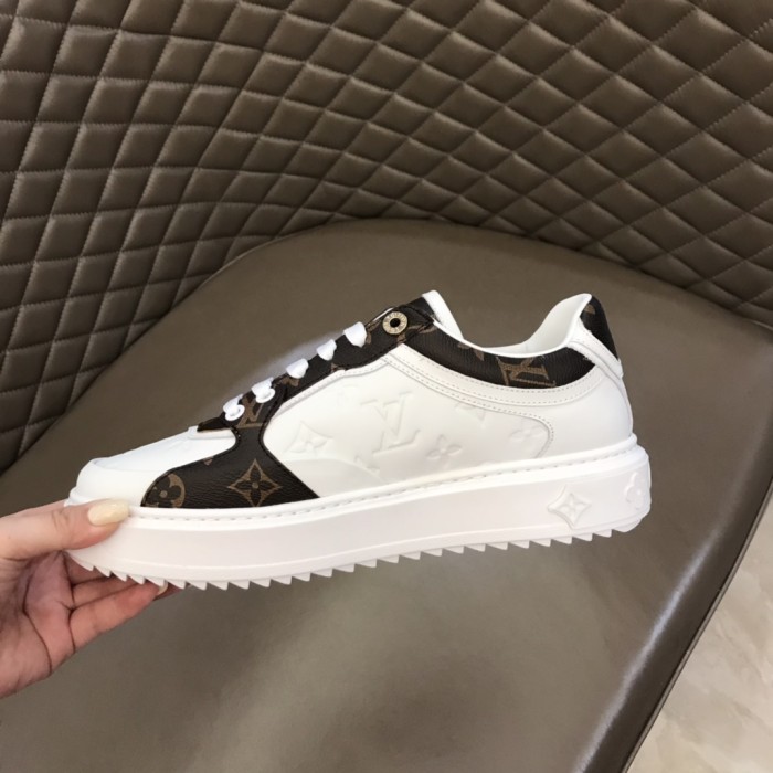 Louis Vuitton Low Top sneaker 78