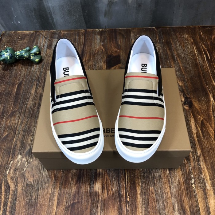 Burberry House Check Sneaker 8