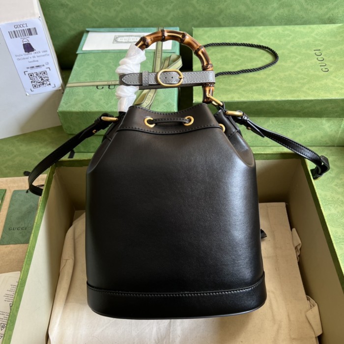 Handbag Gucci 724652 size 23.5x 38x 10.5 cm