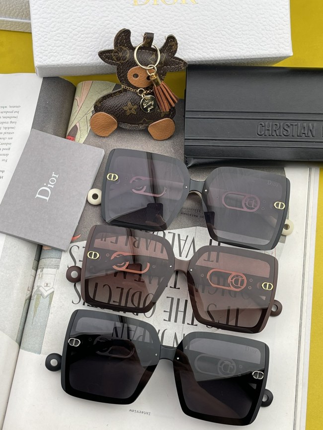 sunglasses Dior D8290