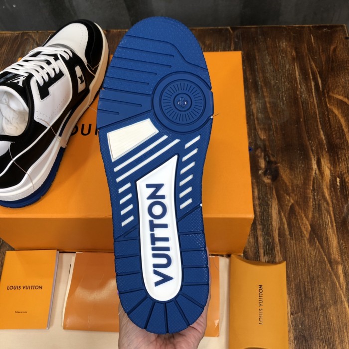 Louis Vuitton Trainer Sneakers 57