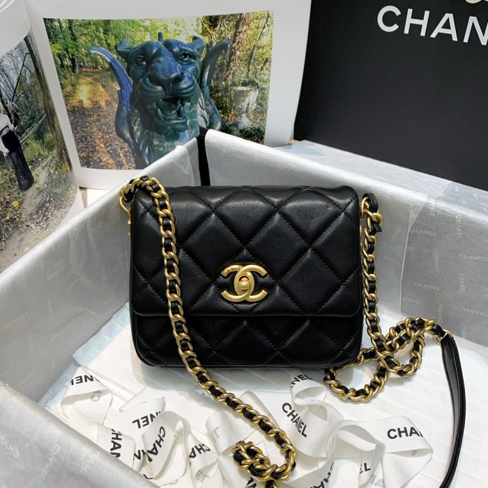 Handbag Chanel AS2733 size 17 12.5 5 cm