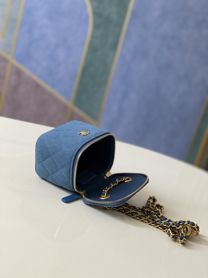 Handbag Chanel 81176 size 11*8.5*7 cm