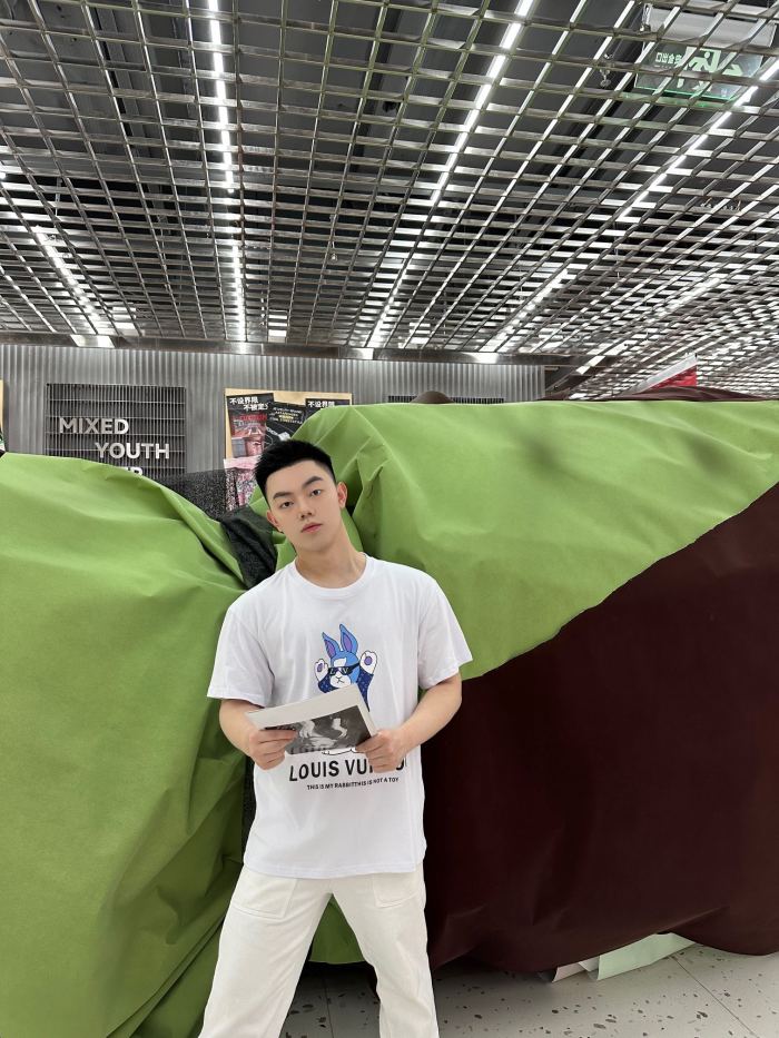 Clothes Louis Vuitton 277