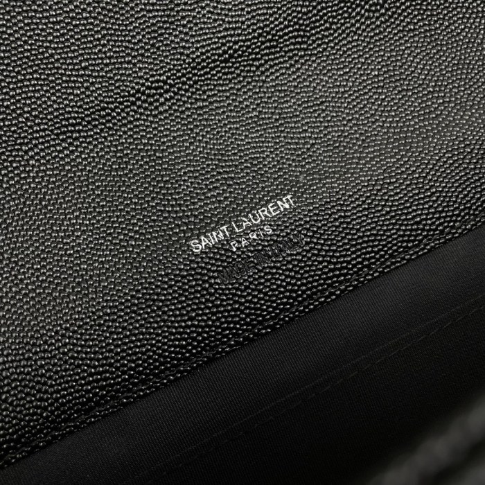 Handbags SAINT LAURENT 617662 size 21x16x3 cm