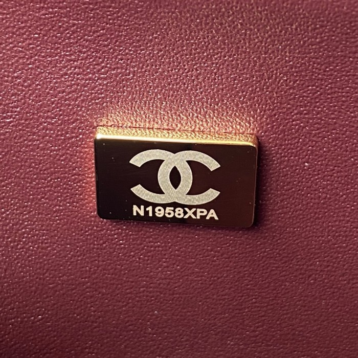 Handbag Chanel A01113 size 23 cm