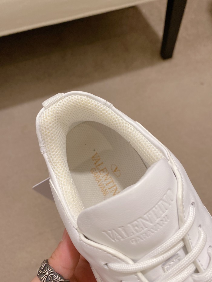Valentino Garavani Gumboy low-top sneakers 13