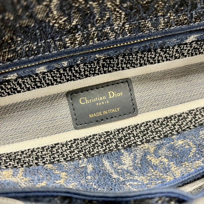 Handbag Dior 9027 size 24*20*11 cm