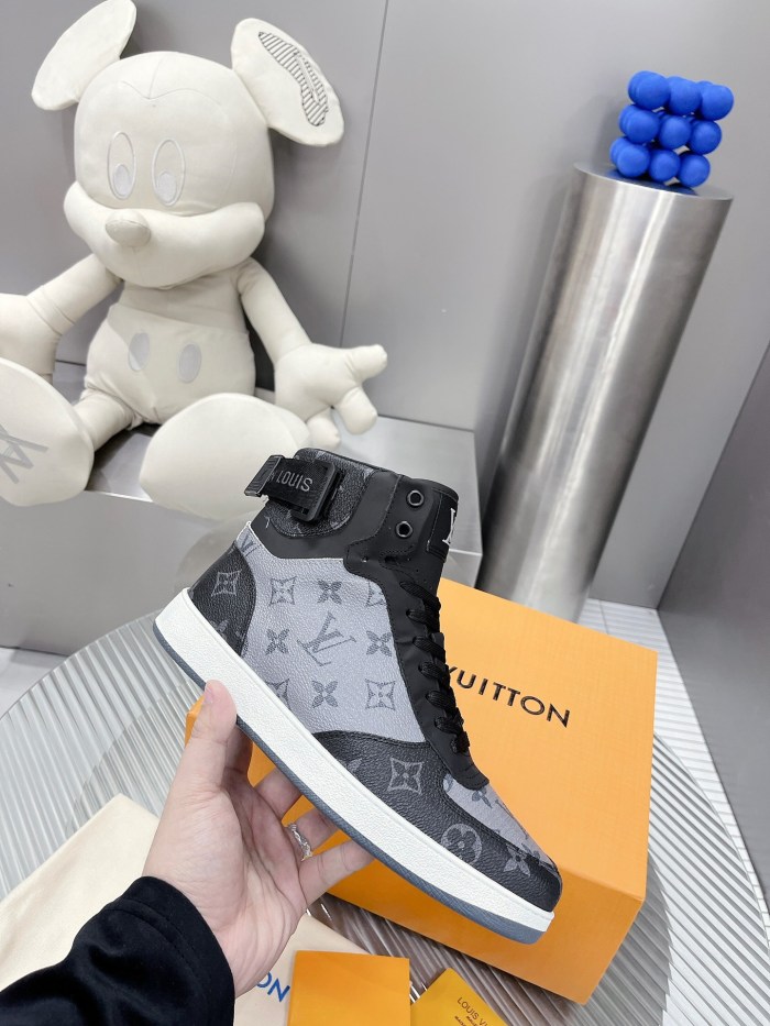 Louis Vuitton RIVOLI TRAINER BOOTS SNEAKER 11