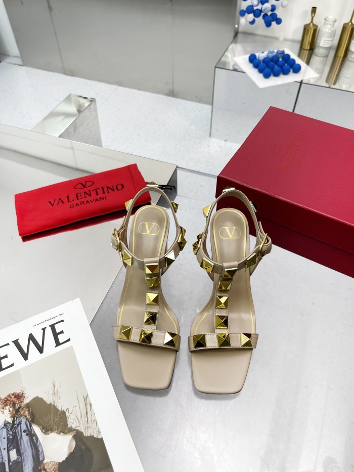 VALENTINO GARAVANI Roman Stud WOMEN 14