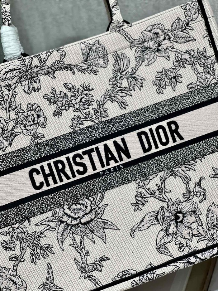 Handbag Dior 1286 size 41*32 cm