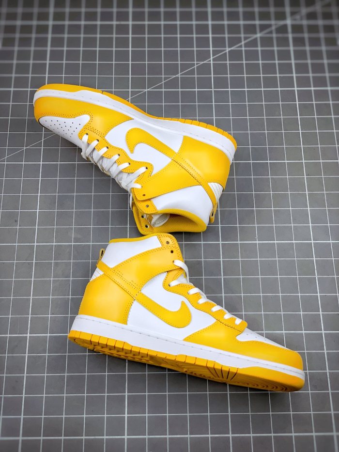 Nike Dunk High Dark Sulfur (W)