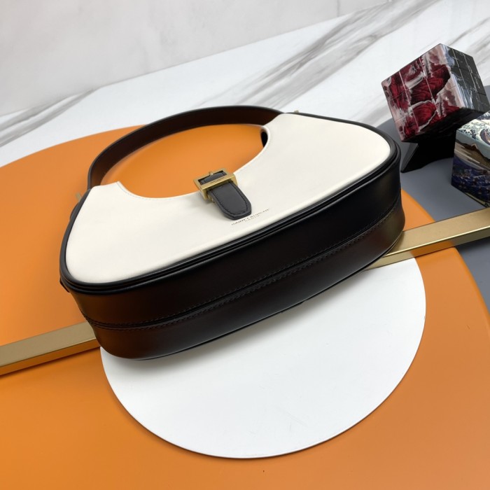 Handbags SAINT LAURENT 672615 size 24.5×18×7 cm