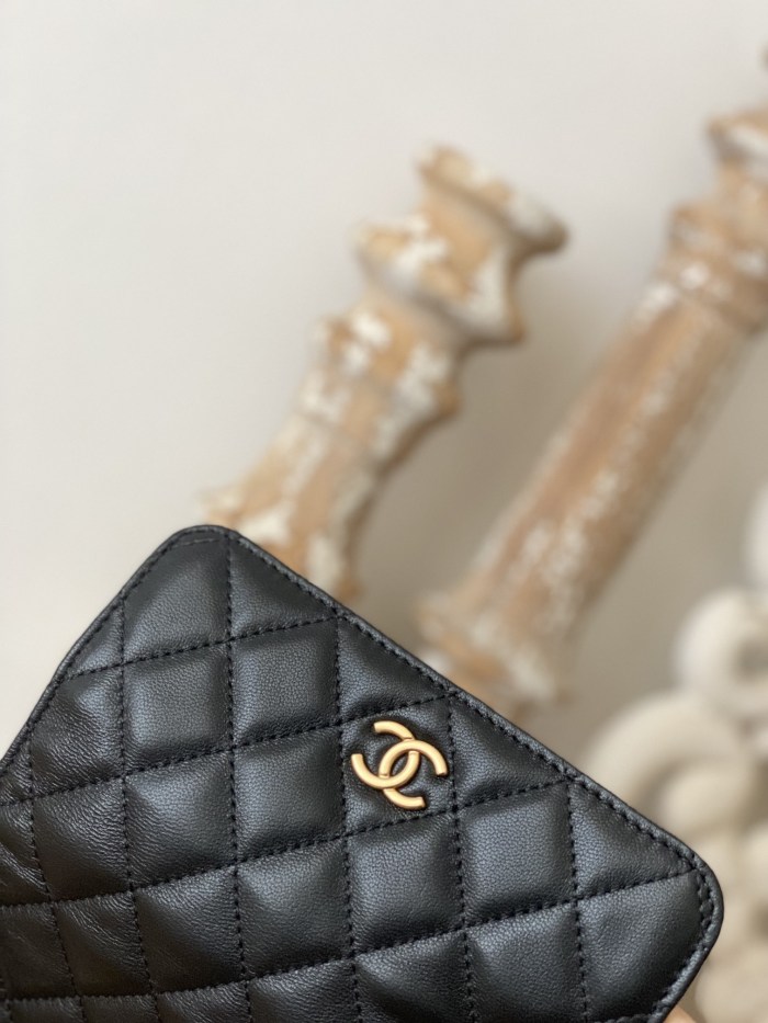 Handbag Chanel 81216 size 15.2 9.5 3.5 cm