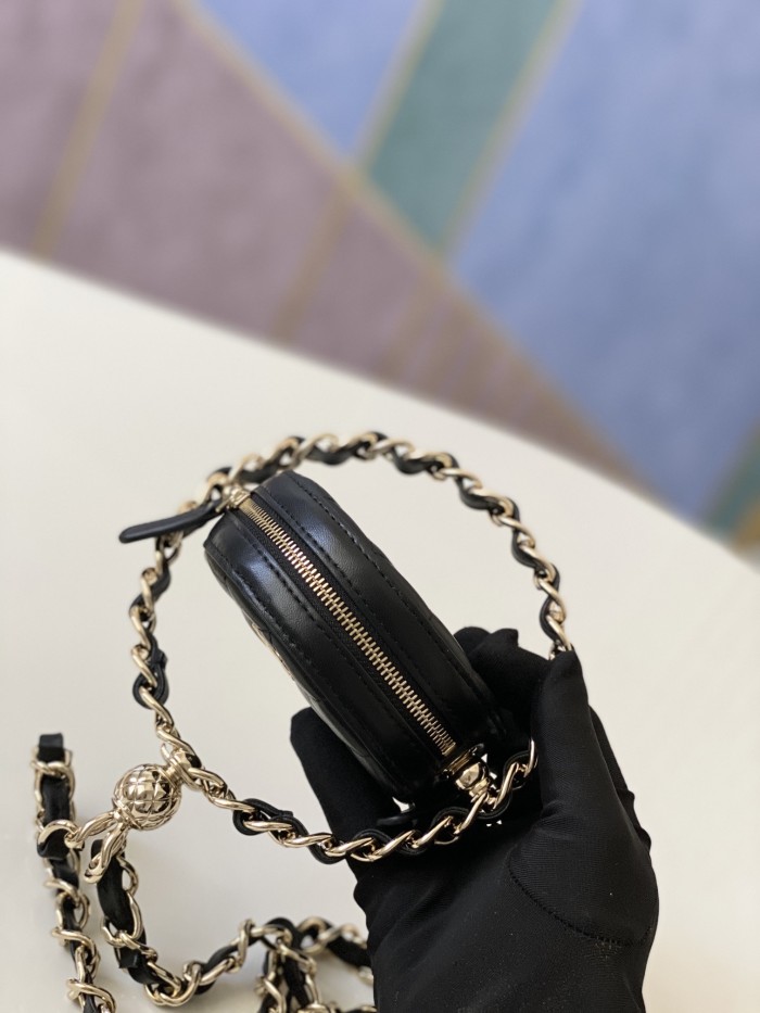 Handbag Chanel 81169 size 12 cm