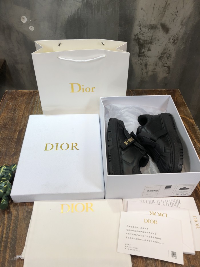 Dior DIOR-ID Sneaker 1